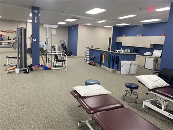 Therapy equipment and treatment area
